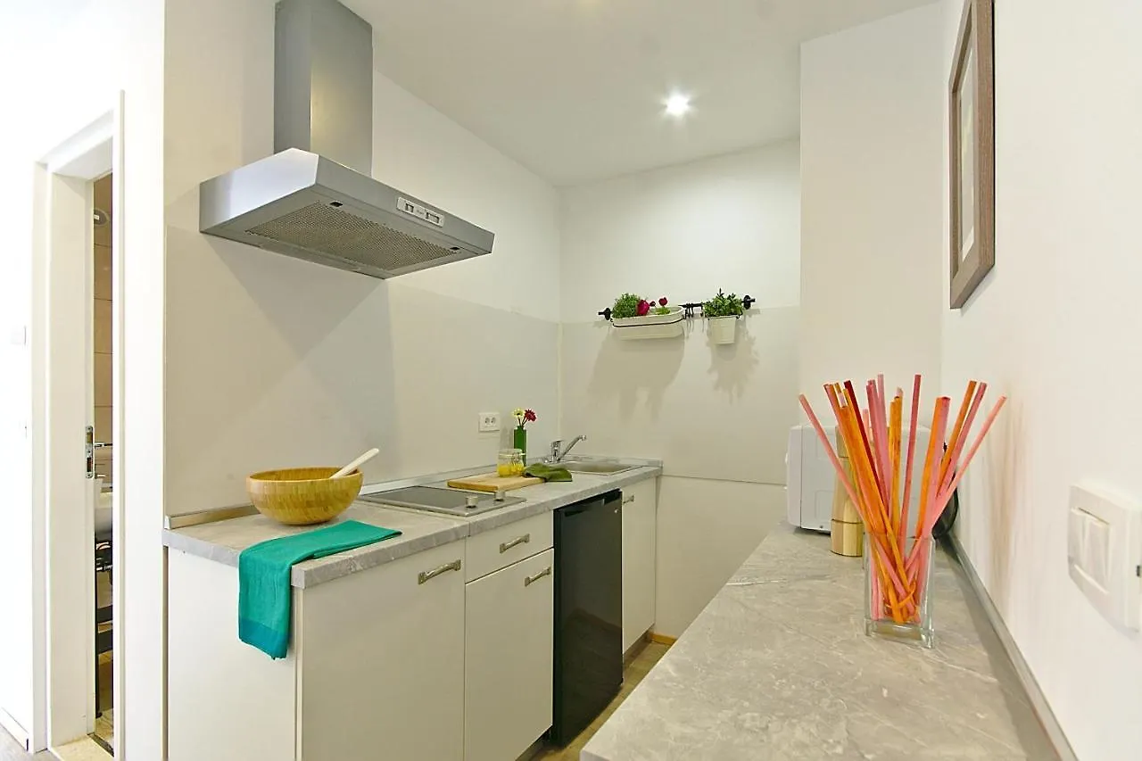 Lucija Apartment Novi Vinodolski Croatia