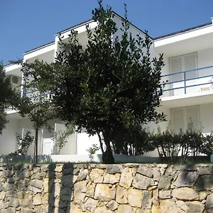  Gostinjska kuća Adria